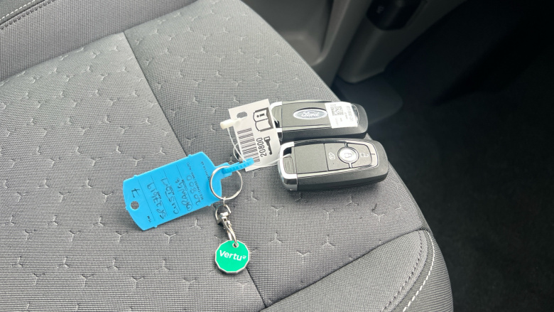 Ford Tourneo Custom 320 L1 Diesel Fwd 2.0 EcoBlue 150ps H1 Titanium 8 seater